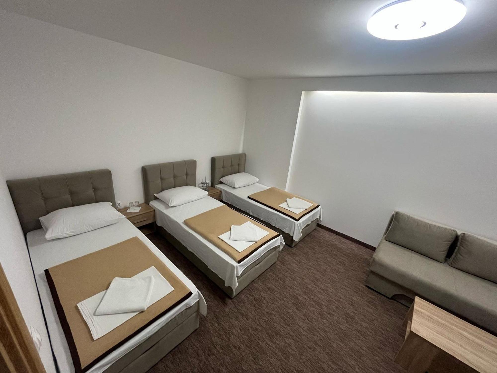Motel Aura Мостар Екстер'єр фото