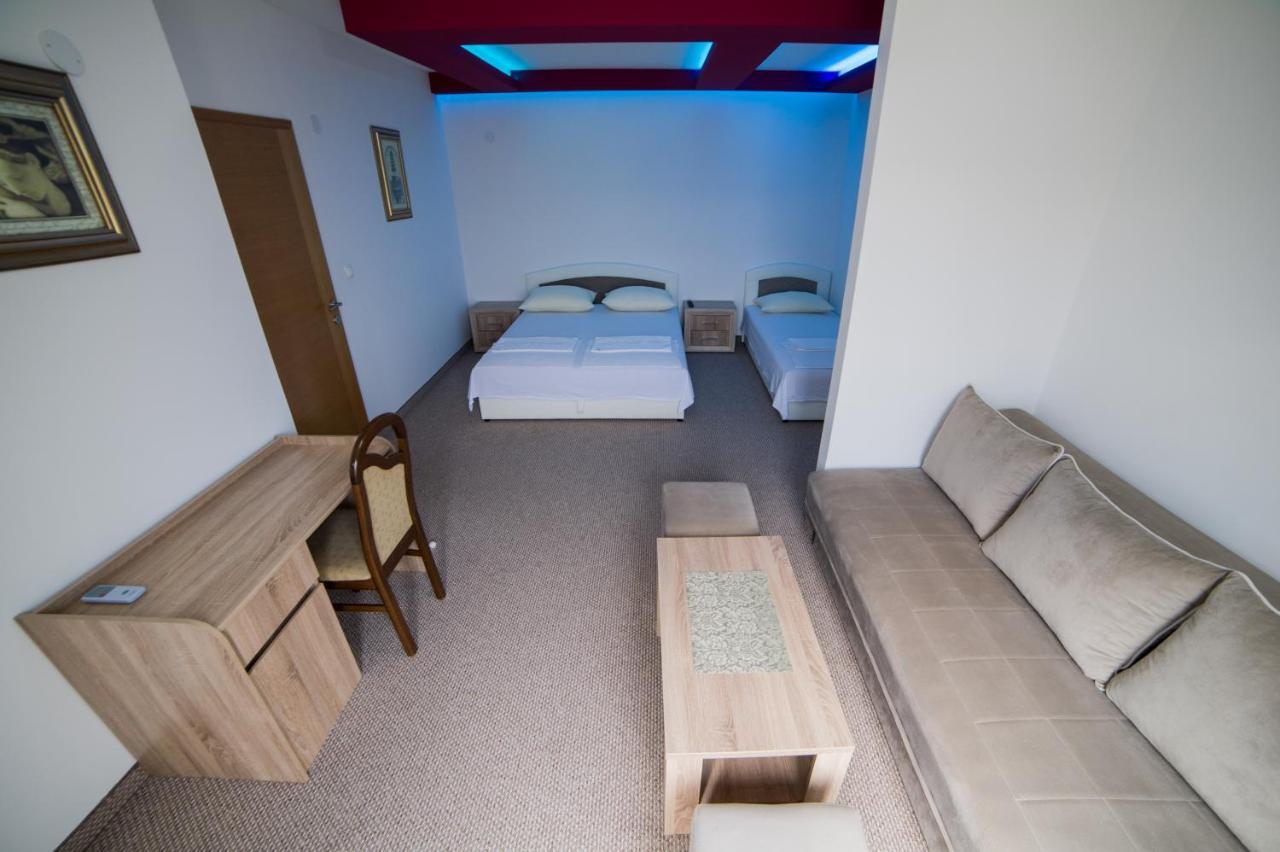 Motel Aura Мостар Екстер'єр фото
