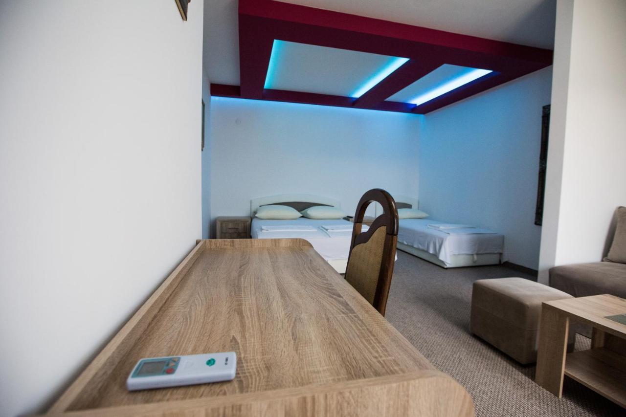 Motel Aura Мостар Екстер'єр фото